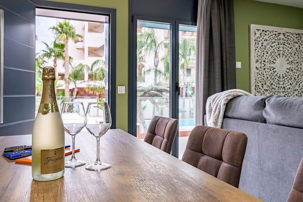 5 Stelle Piscina, Jacuzzi, Wifi - 2 Min Dal Mare Apartment Miami Playa Екстериор снимка